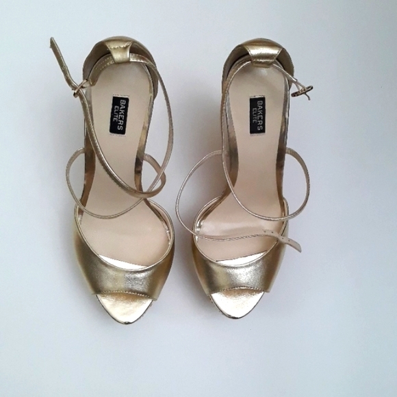 Matalic Gold wedges - Picture 14 of 16